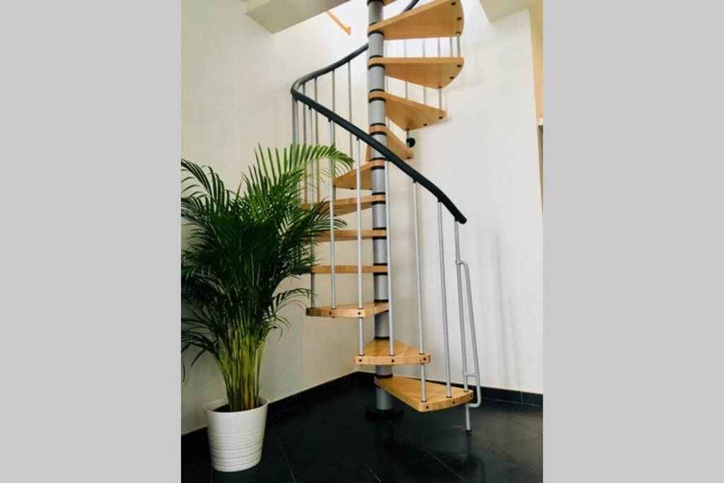 En Plein Coeur De Bruxelles. Superbe Duplex.A Voir! المظهر الخارجي الصورة